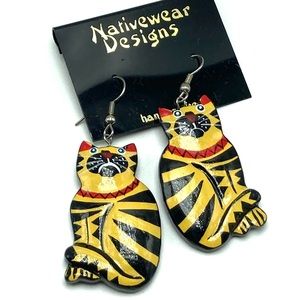 # NWT Women’s Vintage artisan wood paint novelty earrings cat African stripe